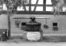 Presse mit rundem Pressbett, Presskorb u. Drehstange